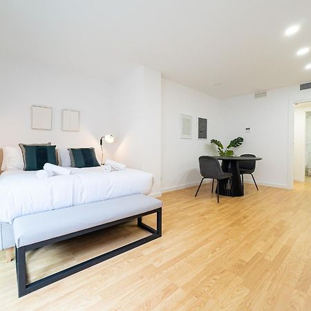 Stay U-Nique Apartments Albeniz Bcn Οσπιταλέτ ντε Λιοβρεγάτ Εξωτερικό φωτογραφία